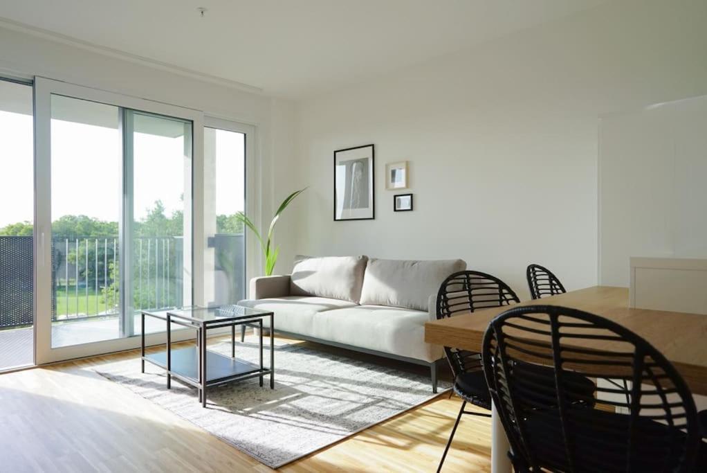 Apartment With Terrace Near Metro Station And Spa 비엔나 외부 사진